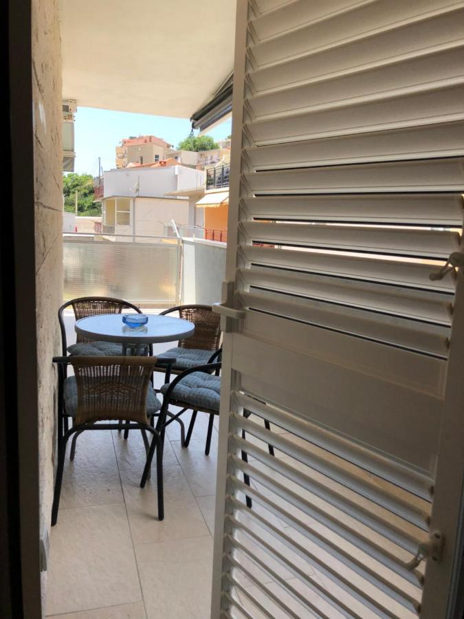 Omis - Private Ensuite Room With Balcony - Hotel Style Eksteriør bilde