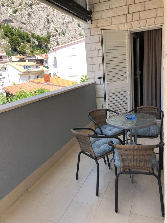 Omis - Private Ensuite Room With Balcony - Hotel Style Eksteriør bilde